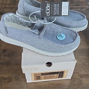 Hey Dude Size 7 Sparkling Gray Slip-On Loafers